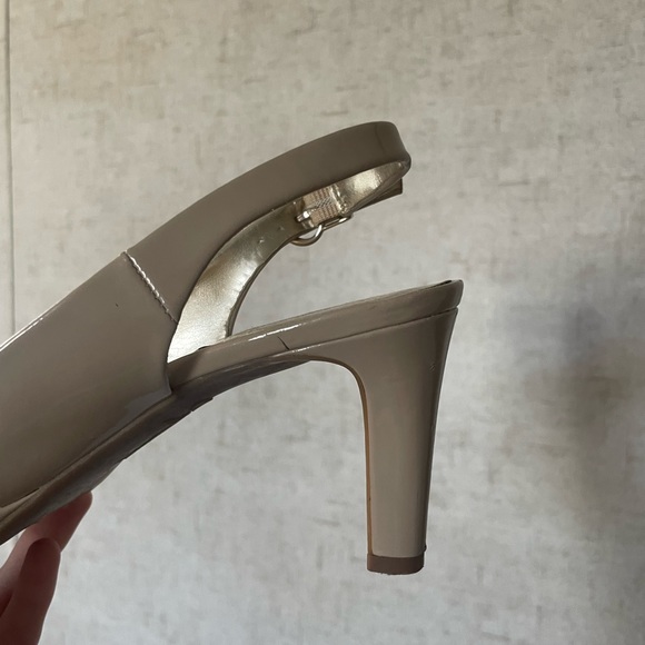 High heels - Picture 6 of 6